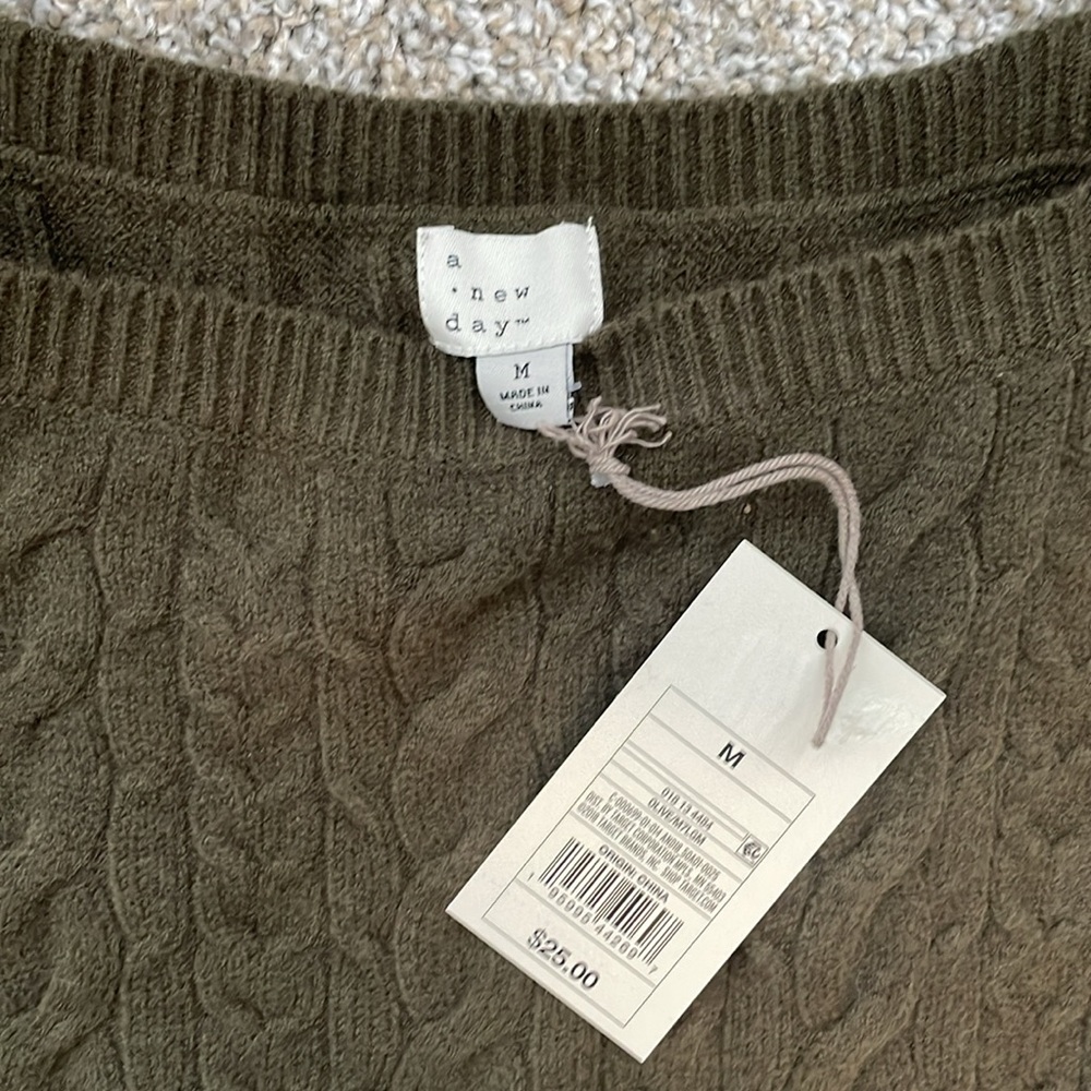 Square Neck Sweater Vest with Ruffles - Picture 7 of 8
